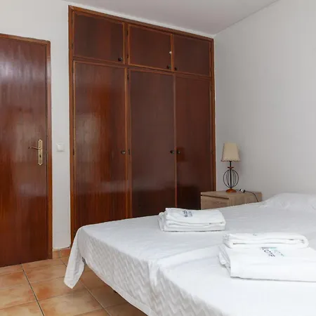 B18 - Village Street Appartement *