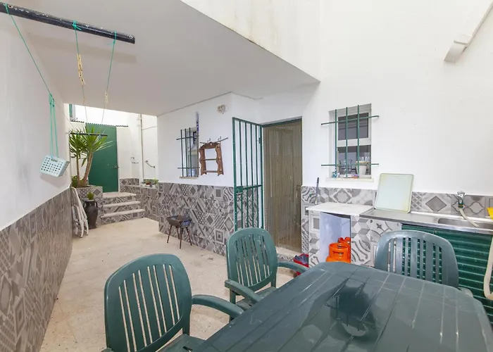 B18 - Village Street Apartamento