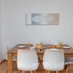 B18 - Village Street Apartament