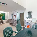 B18 - Village Street Lagos
