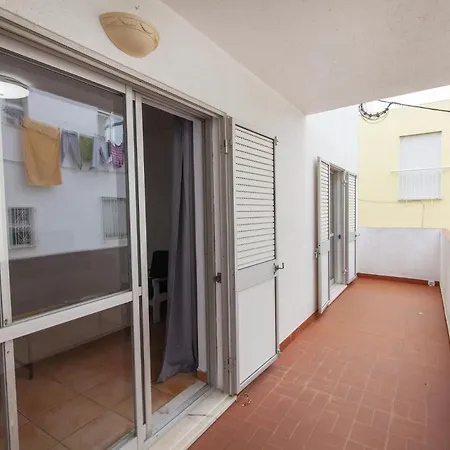 Apartment B18 - Village Street *