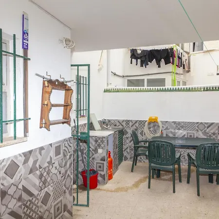 Apartment B18 - Village Street