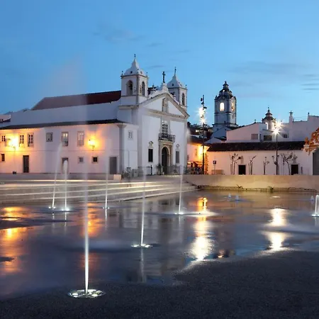Apartamento B18 - Village Street Lagos